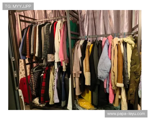 埃琳·安德森穿得比我家冰箱还贵，这衣柜得有多疯狂？