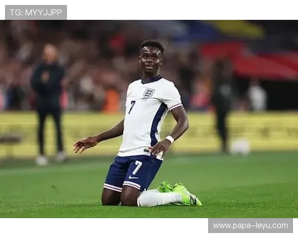 萨卡：从左后卫到右边锋的多位置进化轨迹